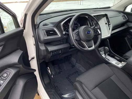 2023 Subaru Ascent Premium 8-Passenger