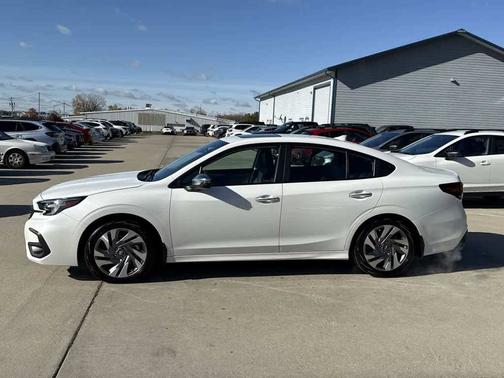 2025 Subaru Legacy Touring XT