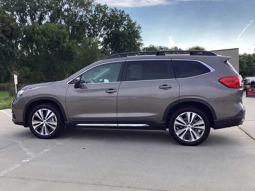 2022 Subaru Ascent Limited 8-Passenger
