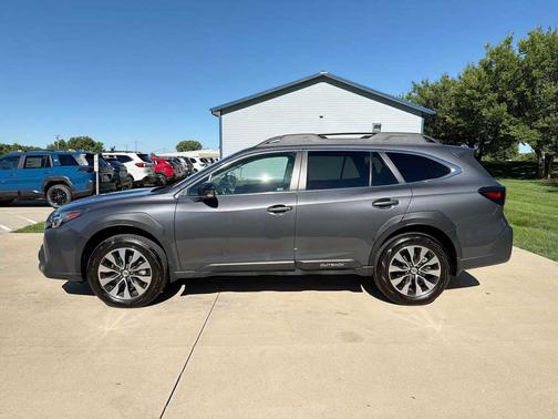 Magnetite Gray 2024 Subaru Outback Limited