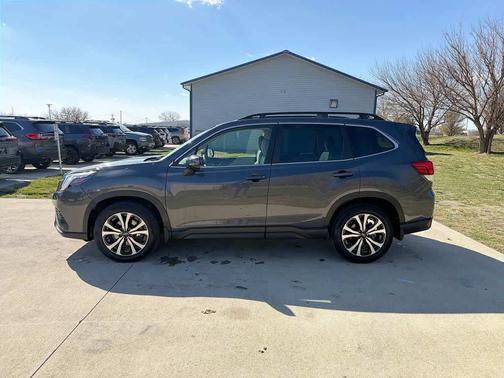 Magnetite Gray 2023 Subaru Forester Limited