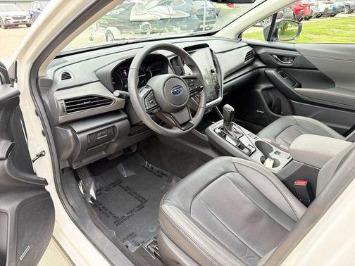 Crystal White Pearl 2024 Subaru Crosstrek Limited
