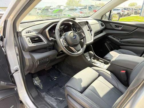 Ice Silver 2023 Subaru Ascent Limited 7-Passenger