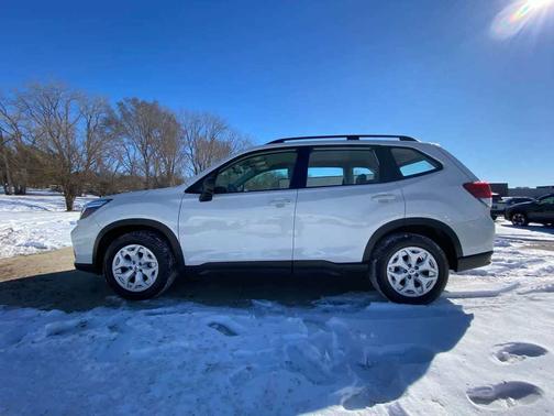 2021 Subaru Forester Base