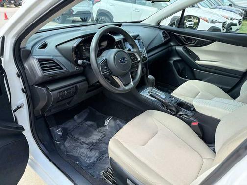 Crystal White Pearl 2021 Subaru Impreza Premium