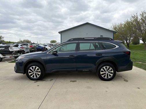 Cosmic Blue Pearl 2025 Subaru Outback Base