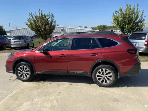 2022 Subaru Outback Premium