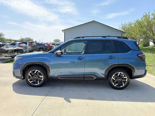 Horizon Blue Pearl 2025 Subaru Forester Limited