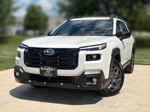 Crystal White Pearl 2026 Subaru Outback Premium
