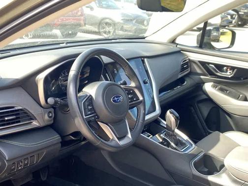 2022 Subaru Outback Onyx Edition XT