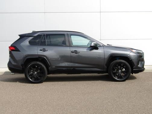 2023 Toyota RAV4 Hybrid SE