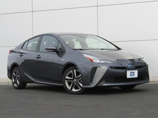 2021 Toyota Prius XLE