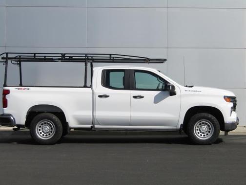 Summit White 2023 Chevrolet Silverado 1500 WT