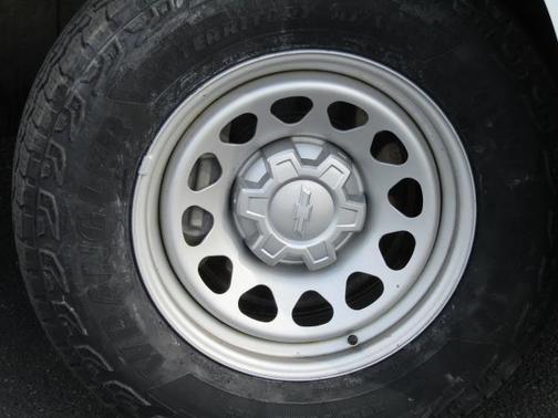 Summit White 2023 Chevrolet Silverado 1500 WT