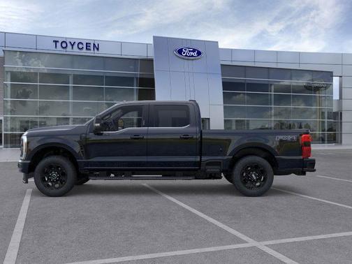2025 Ford F-350 Lariat Super Duty