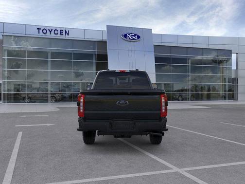 2025 Ford F-350 Lariat Super Duty