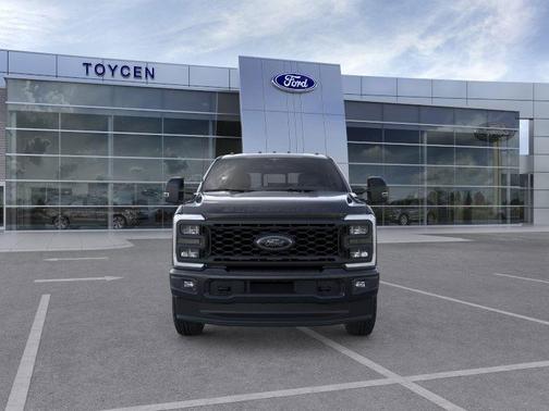 2025 Ford F-350 Lariat Super Duty