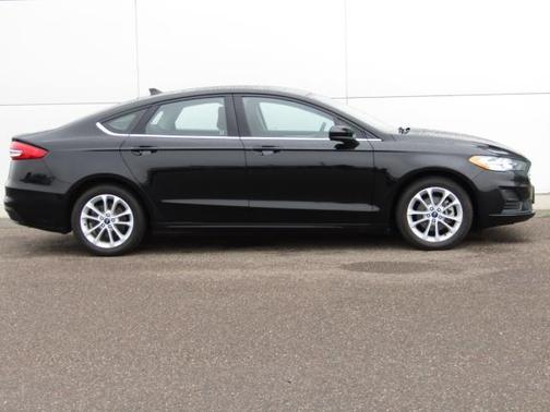 2020 Ford Fusion Hybrid SE