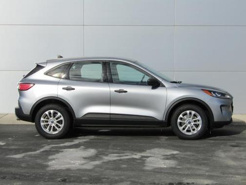 2022 Ford Escape S