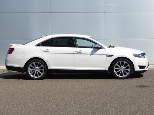 2017 Ford Taurus Limited