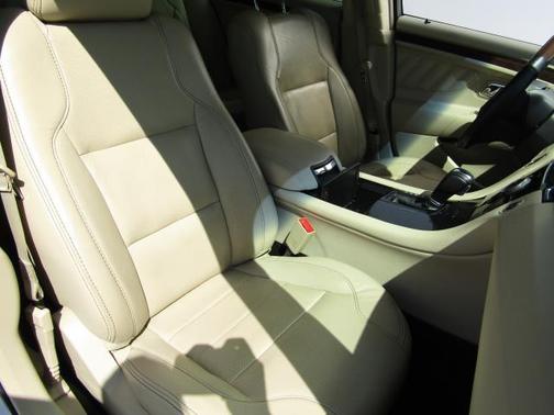 2017 Ford Taurus Limited