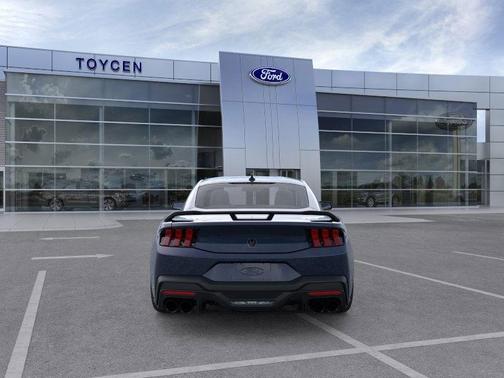 2025 Ford Mustang Dark Horse