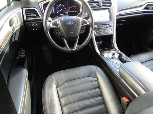 2018 Ford Fusion Hybrid SE