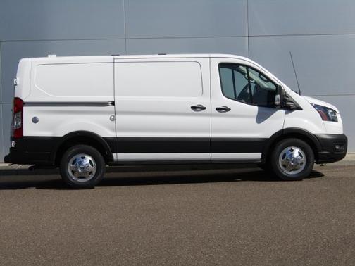 2022 Ford Transit-250