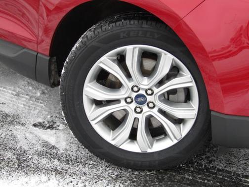 2021 Ford Edge Titanium