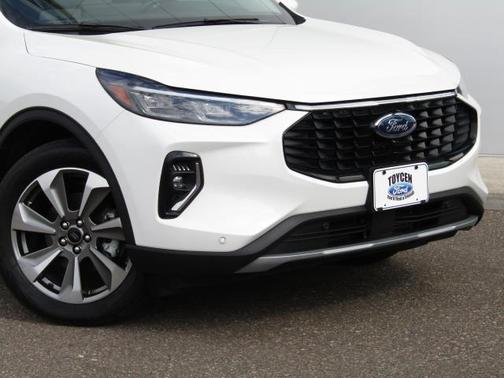 2023 Ford Escape Platinum
