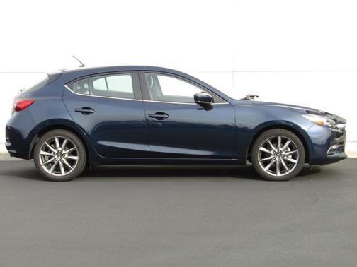 2018 Mazda Mazda3 Touring