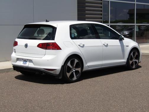2015 Volkswagen Golf GTI S