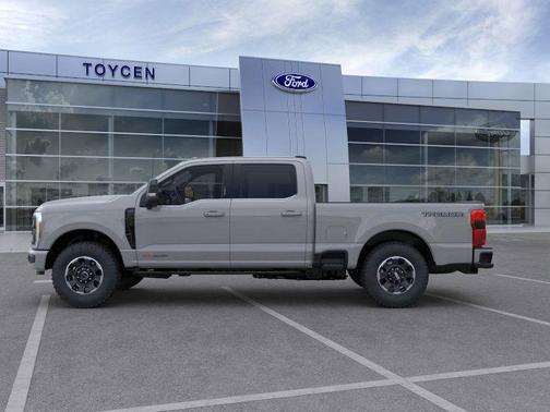 2025 Ford F-350 Lariat Super Duty