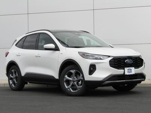 Star White 2026 Ford Escape ST-Line Select