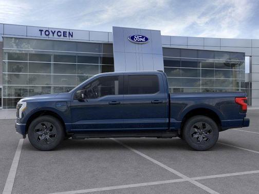 2025 Ford F-150 Lightning Flash