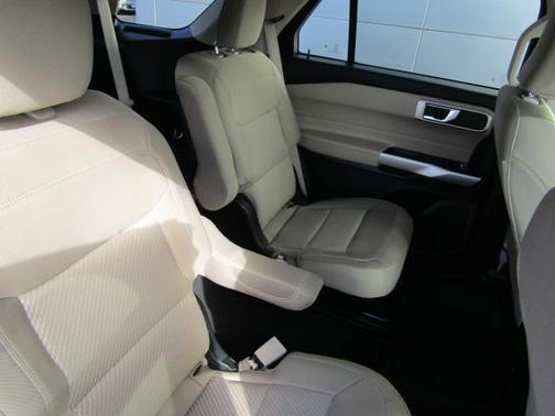 Green 2023 Ford Explorer XLT