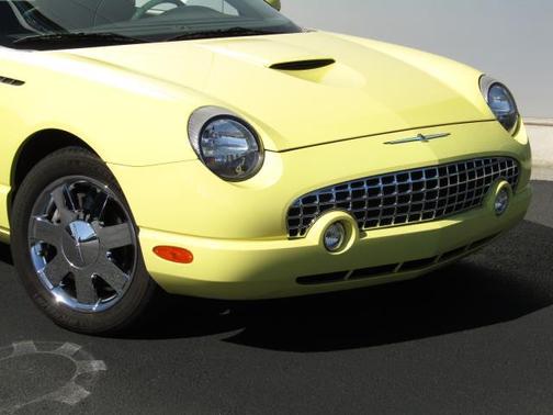 2002 Ford Thunderbird Deluxe