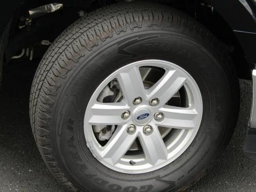 Agate Black Metallic 2022 Ford F-150 XL