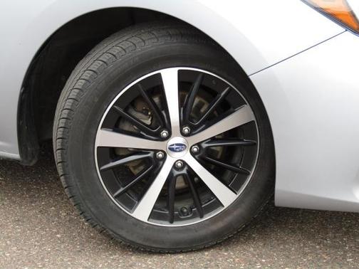 2019 Subaru Impreza 2.0i Premium