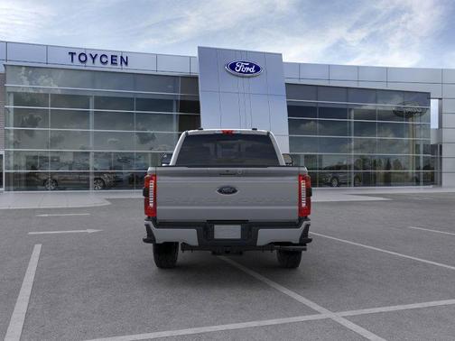 2025 Ford F-350 Lariat Super Duty