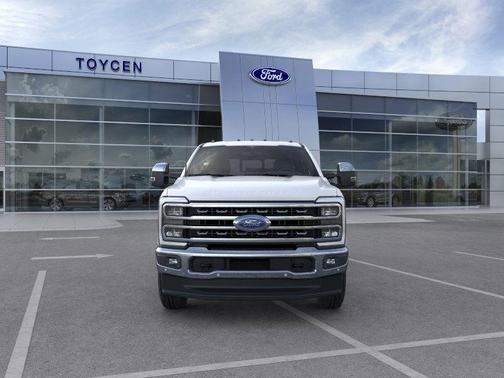 2025 Ford F-350 Lariat Super Duty
