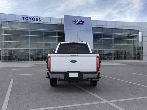 2025 Ford F-350 Lariat Super Duty