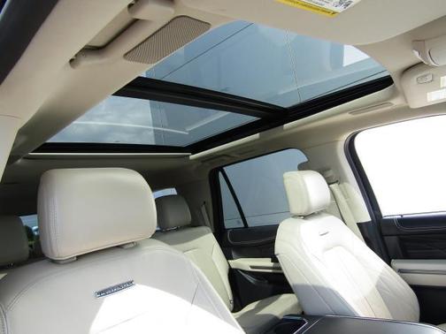 2024 Ford Expedition Max Platinum