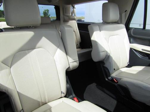 2024 Ford Expedition Max Platinum