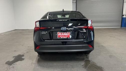 2021 Toyota Prius LE