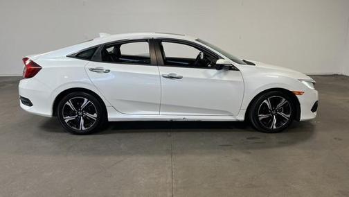 2016 Honda Civic Touring
