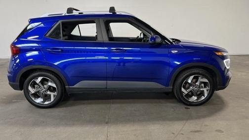 2022 Hyundai VENUE Limited