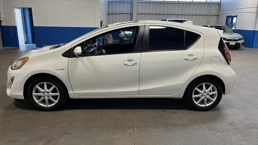2016 Toyota Prius c Four