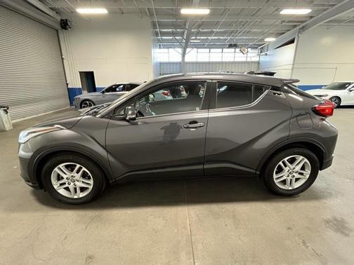 2021 Toyota C-HR LE
