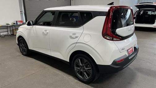 2022 Kia Soul EX